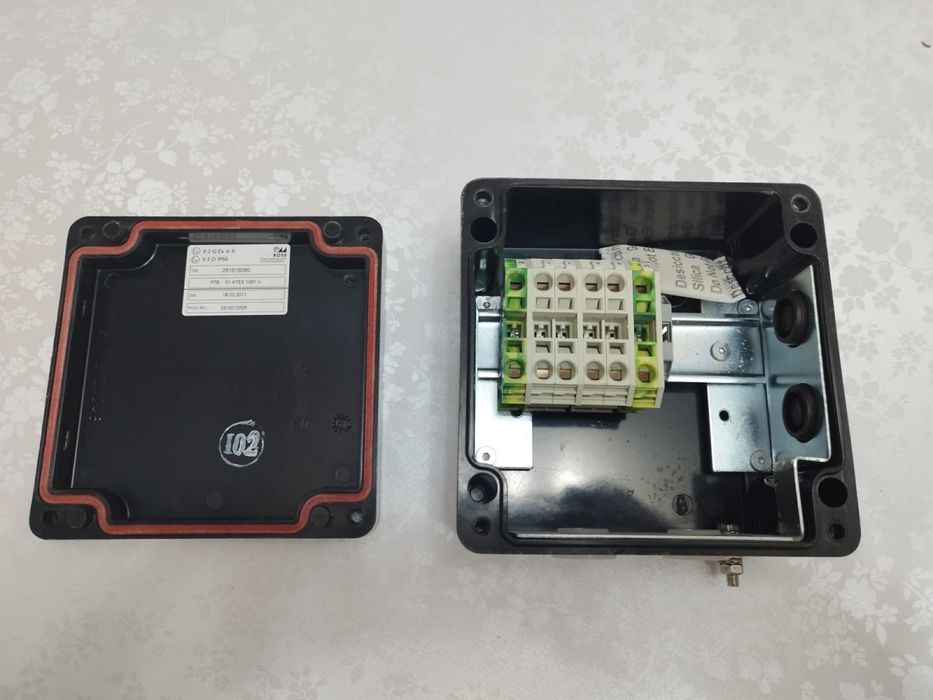 Соединительна коробка JBU-100 EP