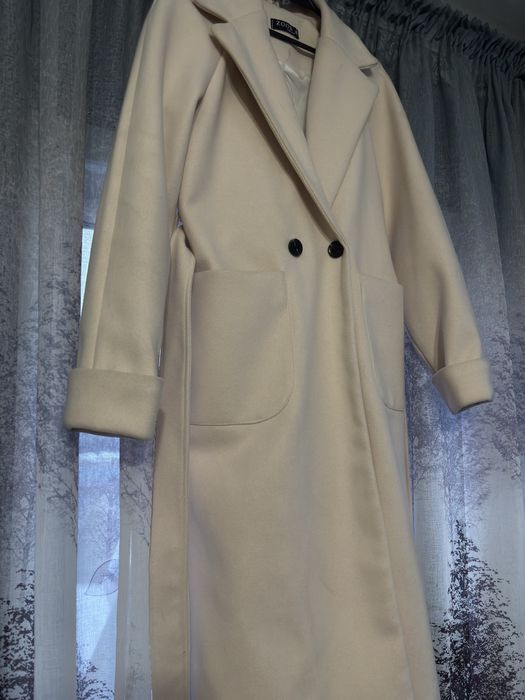 Стильное весеннее пальто