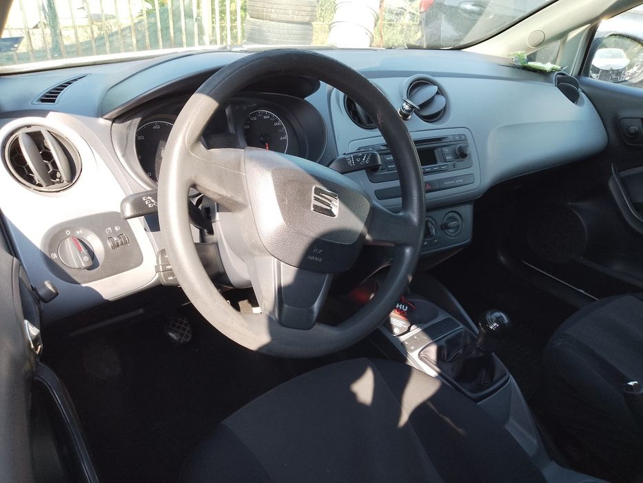 Продавам на части Сеат Ибиза 1.2 tdi 2015г