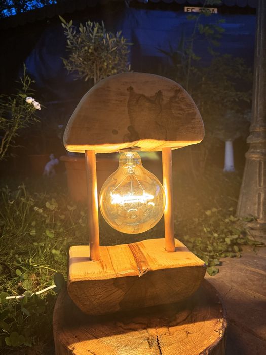 Veioza din lemn/hand-made