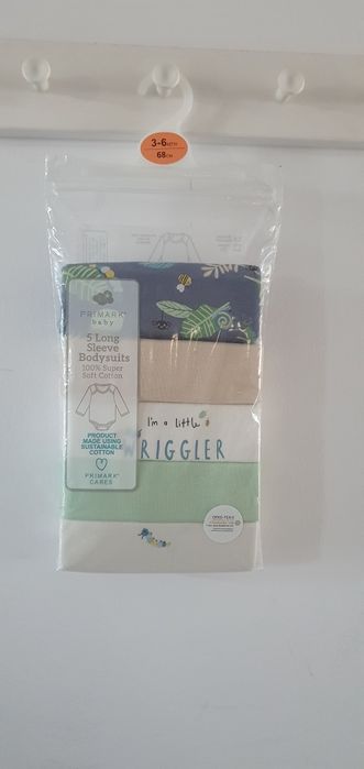 Body-uri mâneci lungi