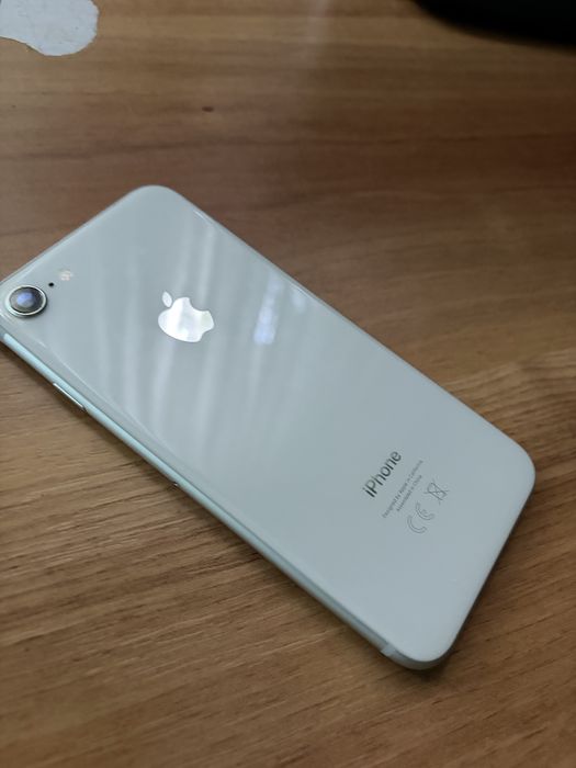 Iphone 8 64 GB White
