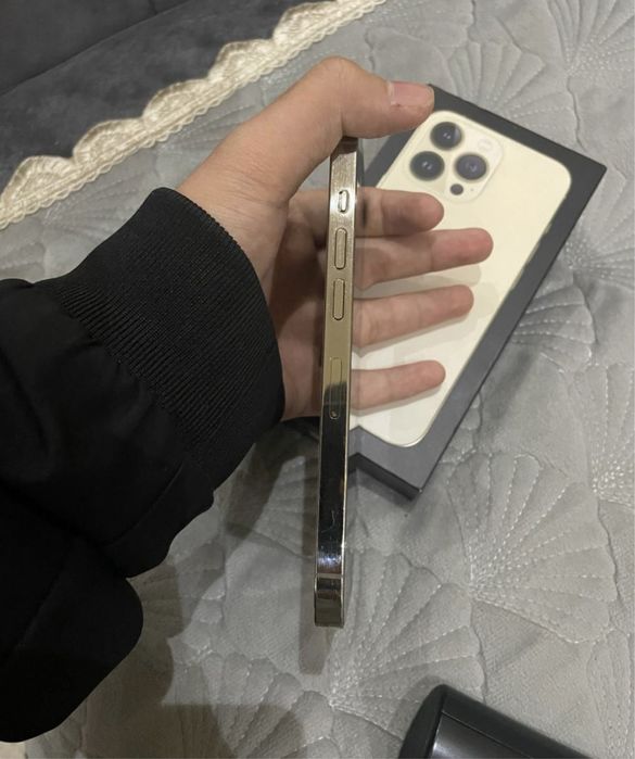 Iphone 13 Pro GOLD