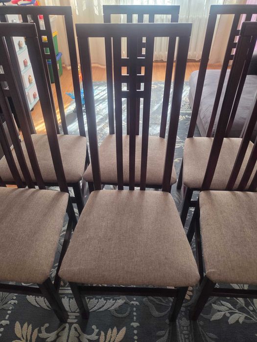 Стулья для гостиной и кухни.