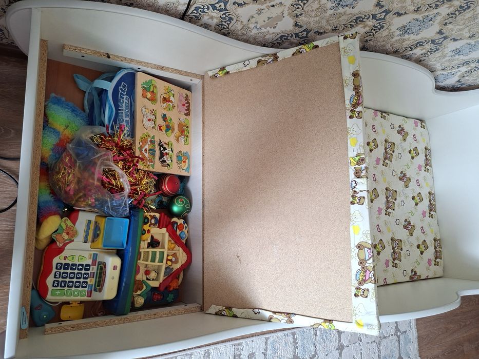 Детская кровать.