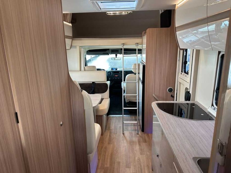 Autorulota Ahorn Canada, 2019, 110000km, 35000E