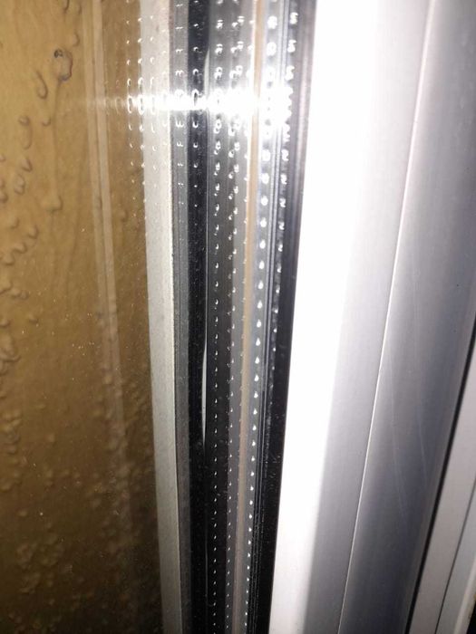 88/143 см. окно пластиковое Б/У