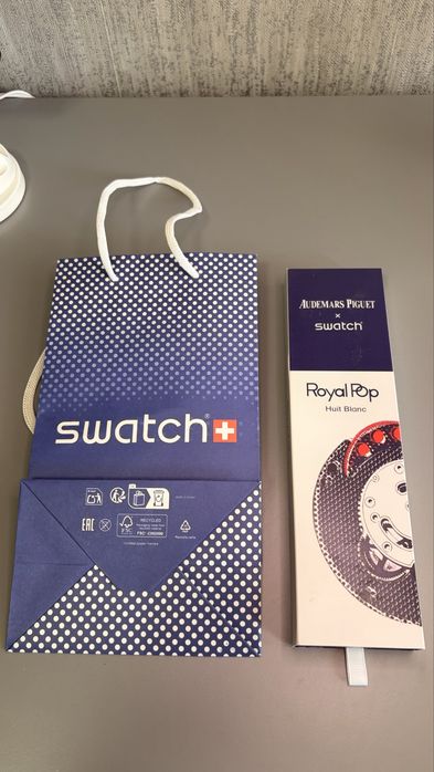 Часовник Swatch x Audemars Piguet “Royal Pop – Huit Blanc”