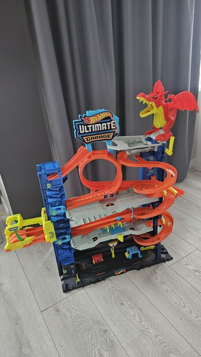 Hot Wheels Мега гараж с Дракон - City Ultimate Garage