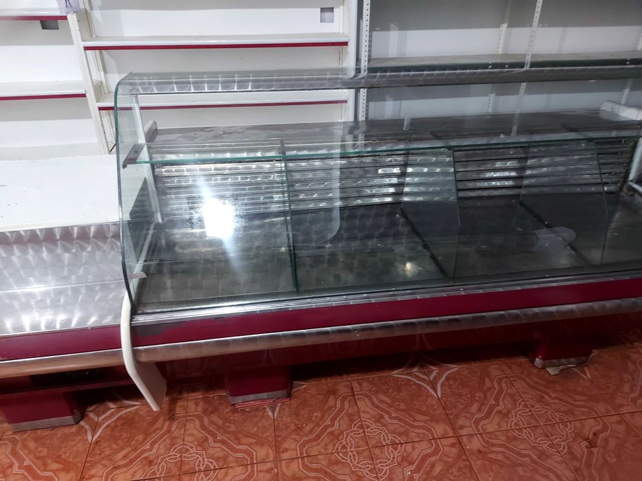 Хладилни витрини