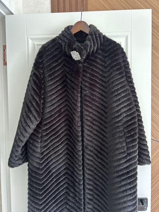 Шуба женская демискзонная зима осень весна  мутон