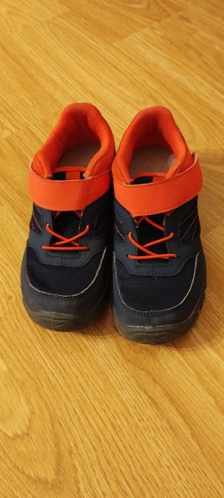 Papuci drumetie Quechua marimea 33