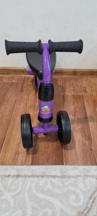 Беговел в отличном состоянии