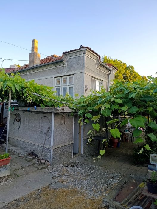 Къща в с.Старо Оряхово