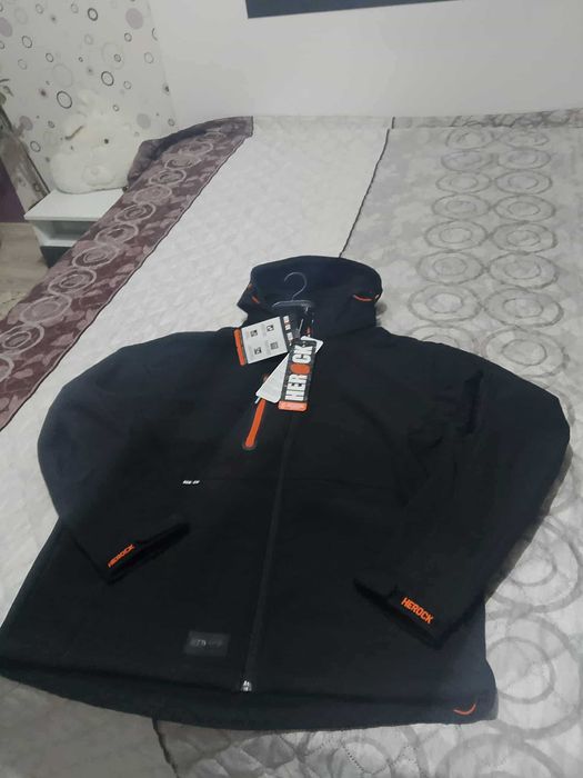 Мъжко водоустойчиво и ветроустойчиво яке HEROCK