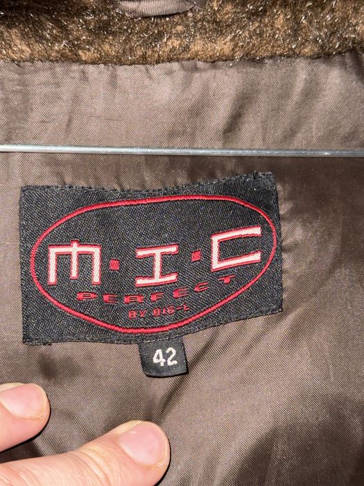 Haina de blana de nurca 42