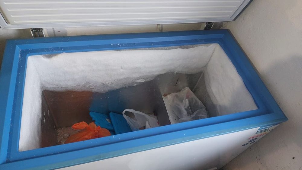 Продам морозильник