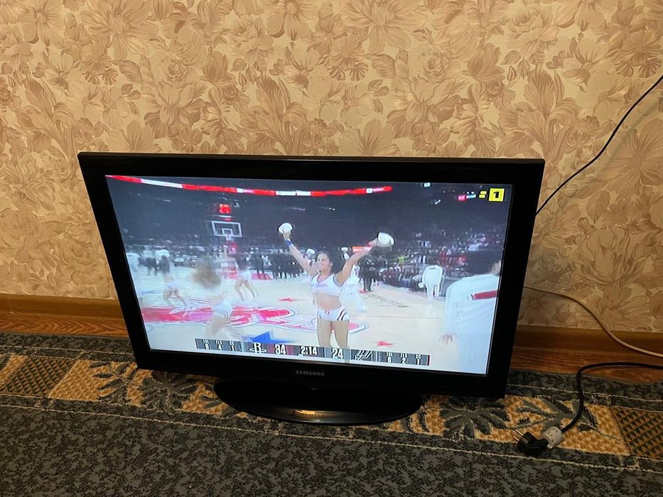 Продам телевизор