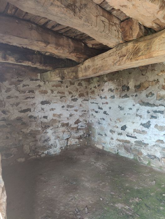 Парцел гр.Годеч 850кв.м