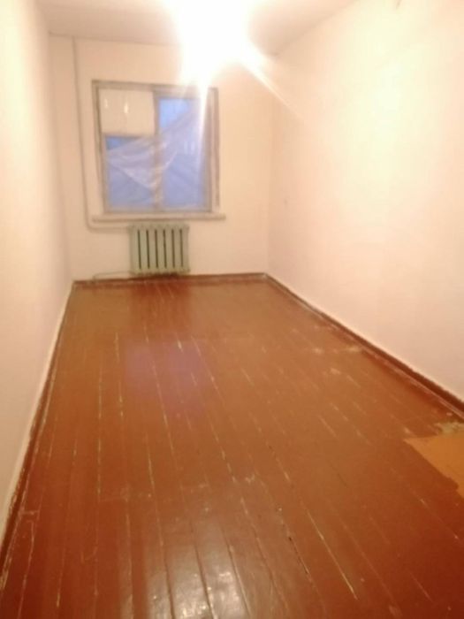 Продается 2-ком. Квартира (рисовый базар)