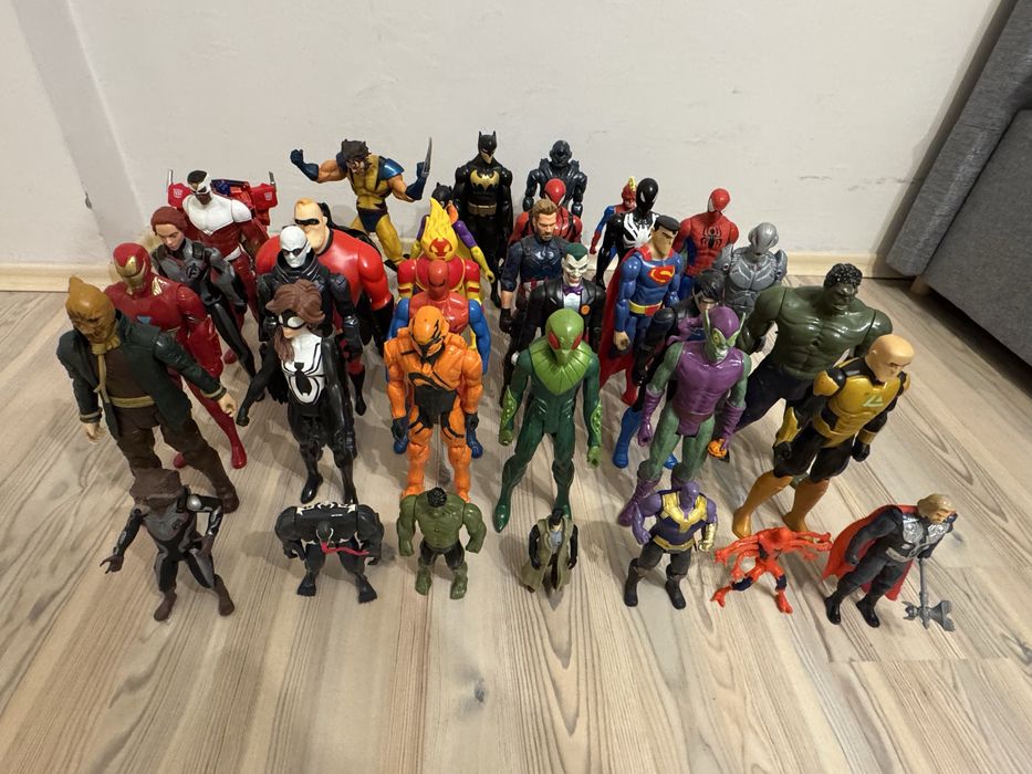 Супер герои MARVEL колекция