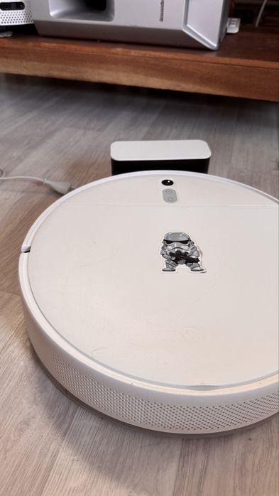 Продам робот пылесос xiaomi mi robot vacuum mop 2 lite