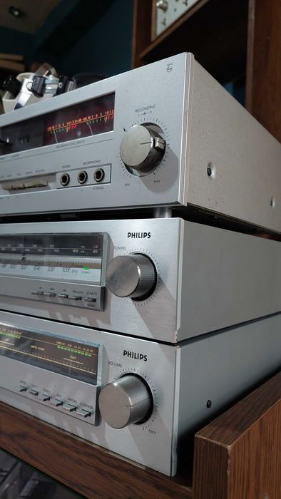 Сет Philips Усилвател ,дек, тунер