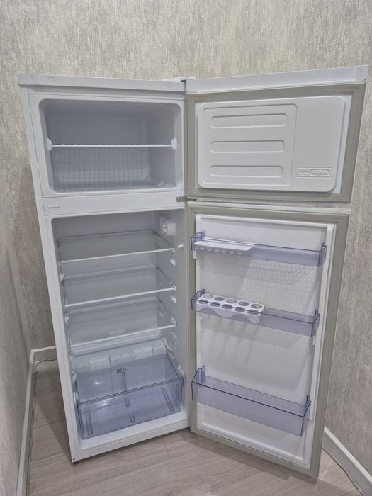Холодильник BEKO RDSK 240M00W