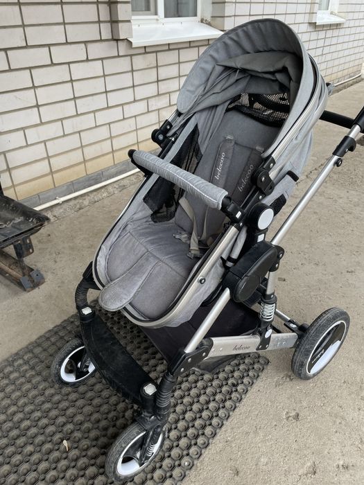 Продаем детскую коляску