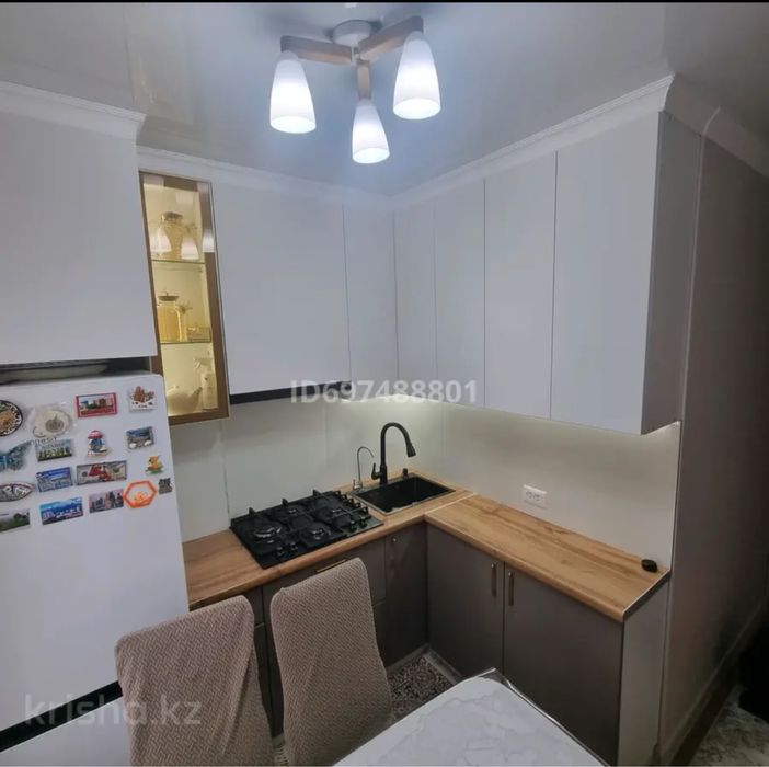 Продам 2 х ком квартиру