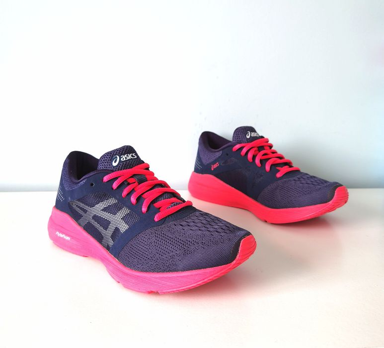 Asics Gel RoadHawk FF номер 37,5 оригинални маратонки
