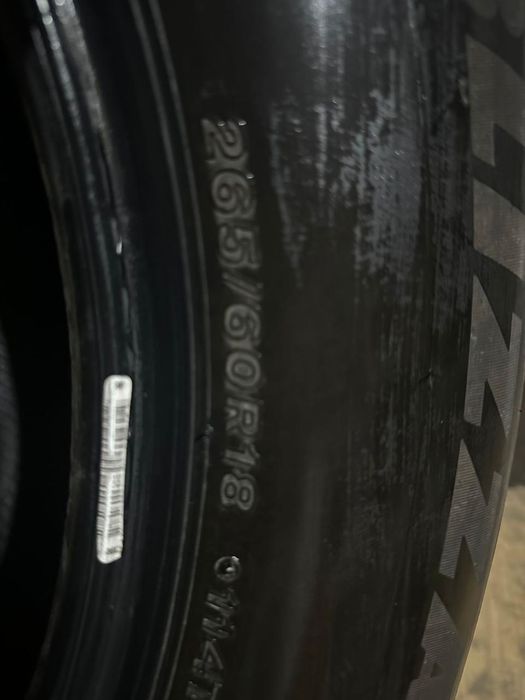 Продам резину Bridgestone 265/60 R18