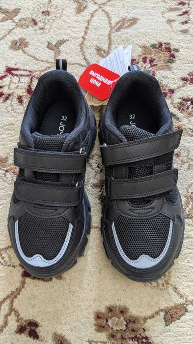 Новые кроссовки Futurino 32 размер