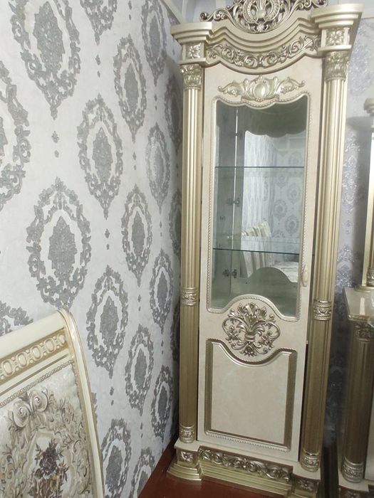 Stenka. Kamod. Servant