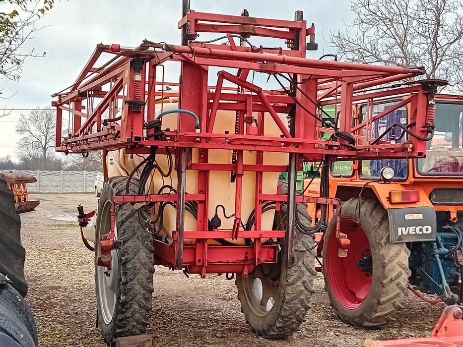 Vând utilaje agricole