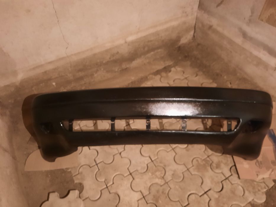 Передний бампер Ауди B3