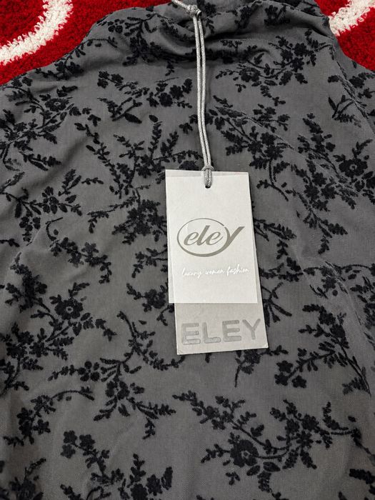 Rochie neagra cu imprimeu floral
