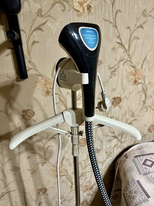 Отпариватель для вещей Polaris