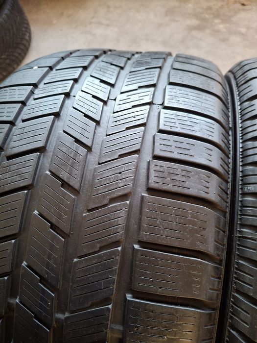 2 Anvelope M+S 255 40 r17 Pirelli