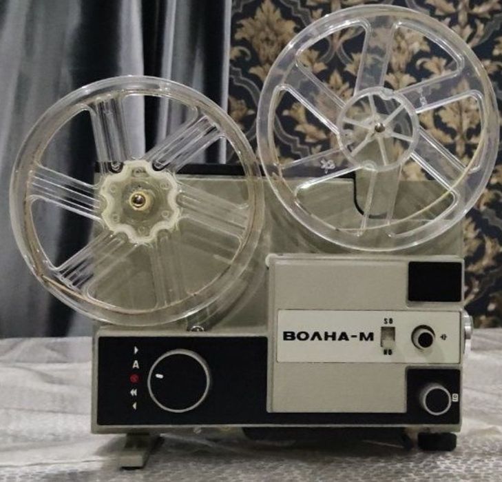 Продаётся кинопроэктор