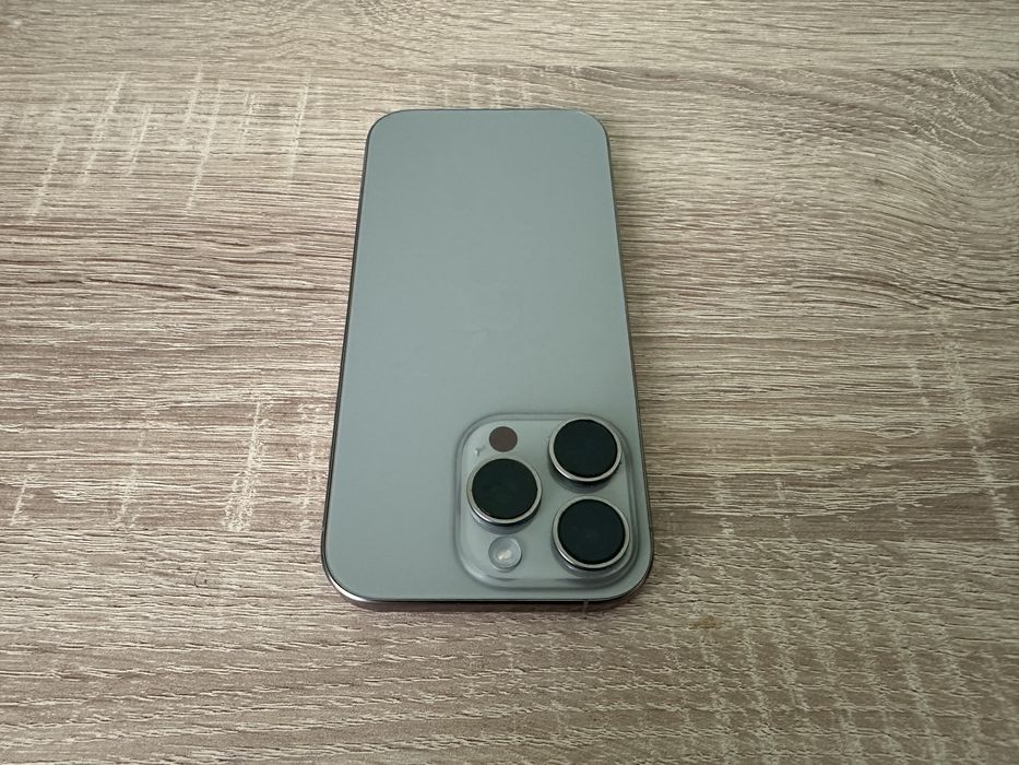  iPhone 16 Pro ••128GB•• //iOS 26.0.1// „Natural Titanium“ 
