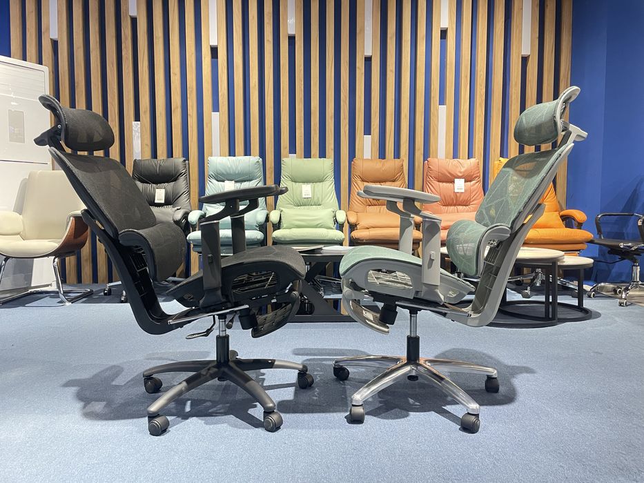 Скидка! Офисное сеточное кресло премиум класса модель Lucky bear green