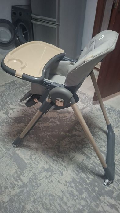 Продам стульчик для кормления