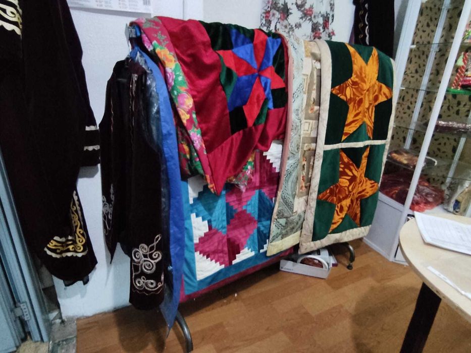 Стеклянные ветрины, Ветрина для книг