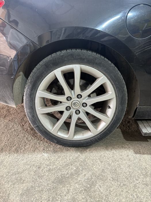 Джанти 18 "  с гуми 4бр рено Renault