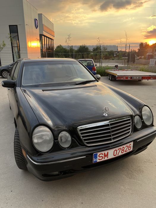 MERCEDES-BENZ E-Class 2000 — imagine 3