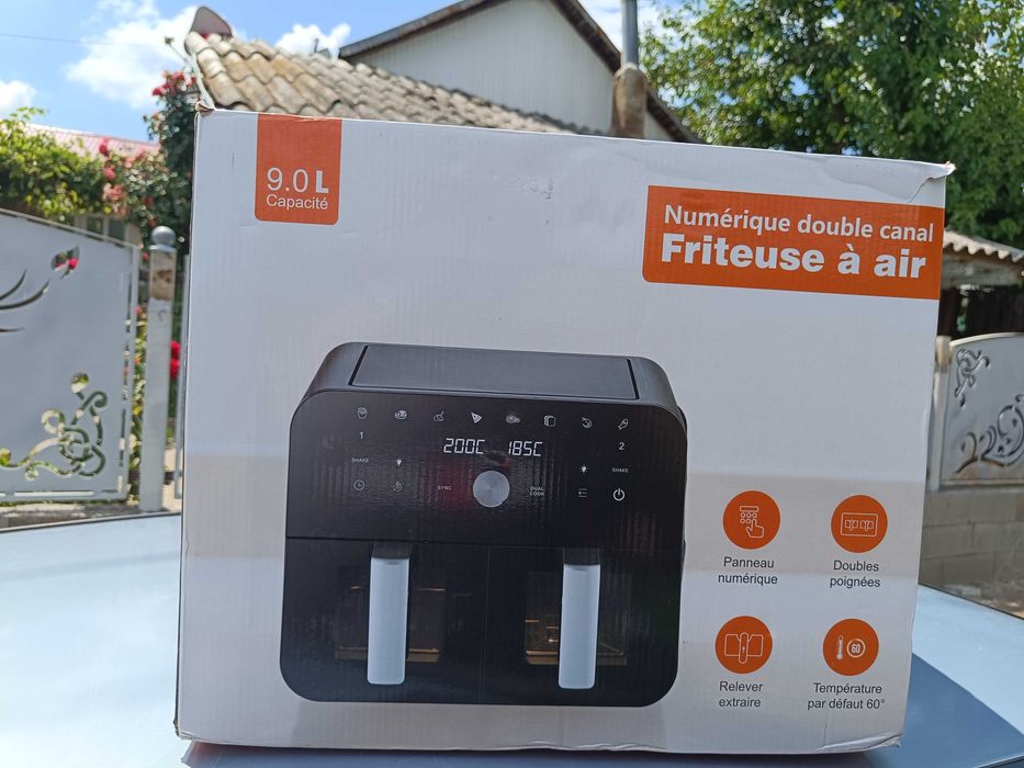 Vând friteuza cu aer cald