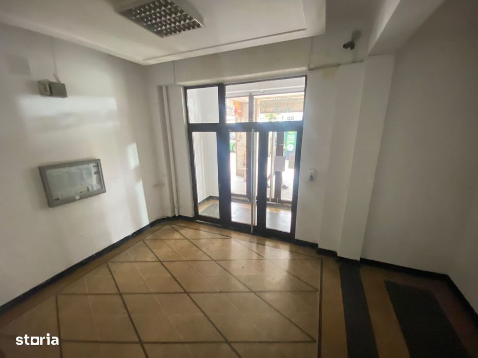 Apartament 3 camere Romană,metrou la scara,v20
