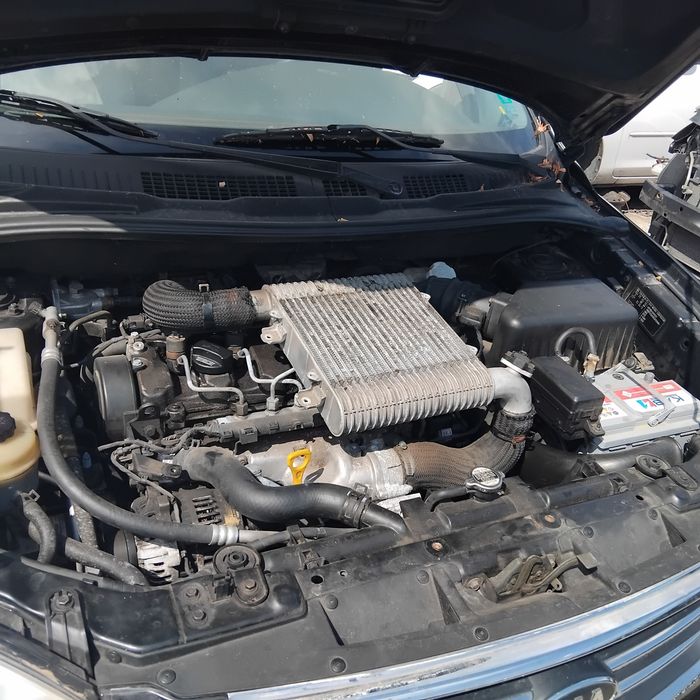 Kia Carens II 2.0crdi 113 к.с. на части