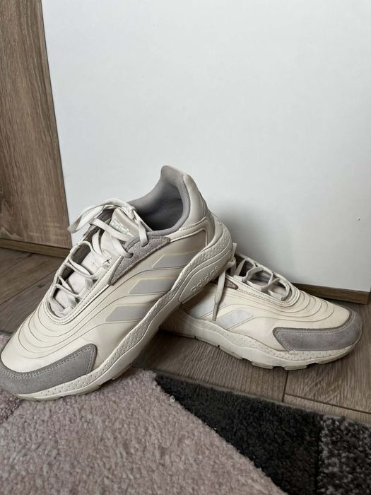 Adidas маратонки